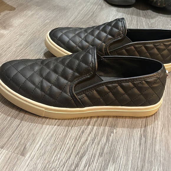Black Steve Madden shoes - Picture 4 of 4